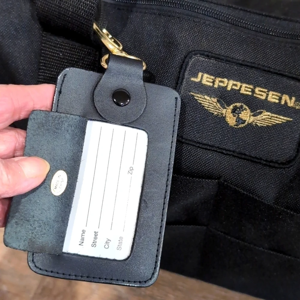 Jeppersen Flight Bag / Book Bag / Travel Bag / Computer Bag & 1998 Airway Manual